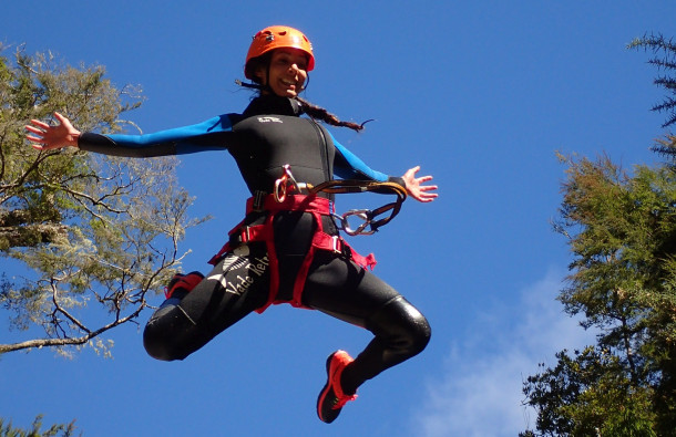 Canyoning New Zealand Jump v2